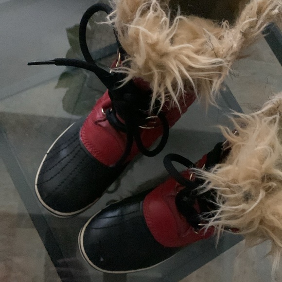 SOREL Joan of Arctic Faux Fur Waterproof Snow Boot - LIMITED EDITION - Picture 3 of 15